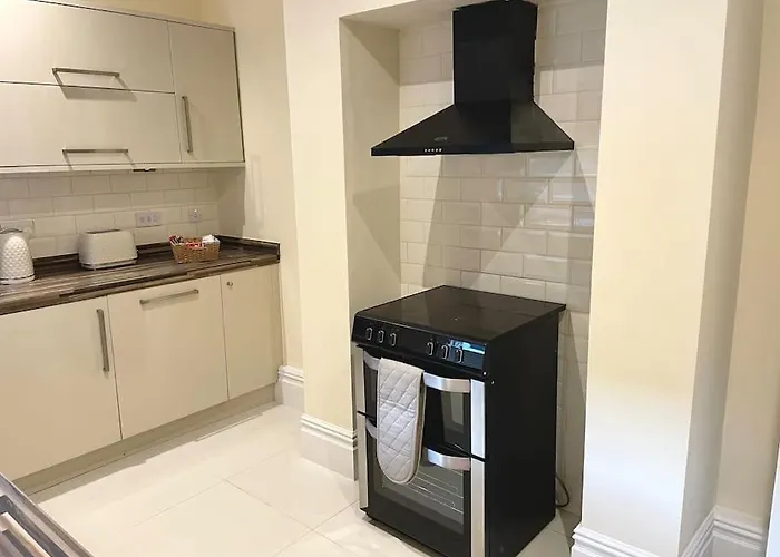 Minster House- Free Parking *