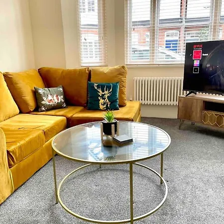 Prázdninový dům Minster House- Free Parking *